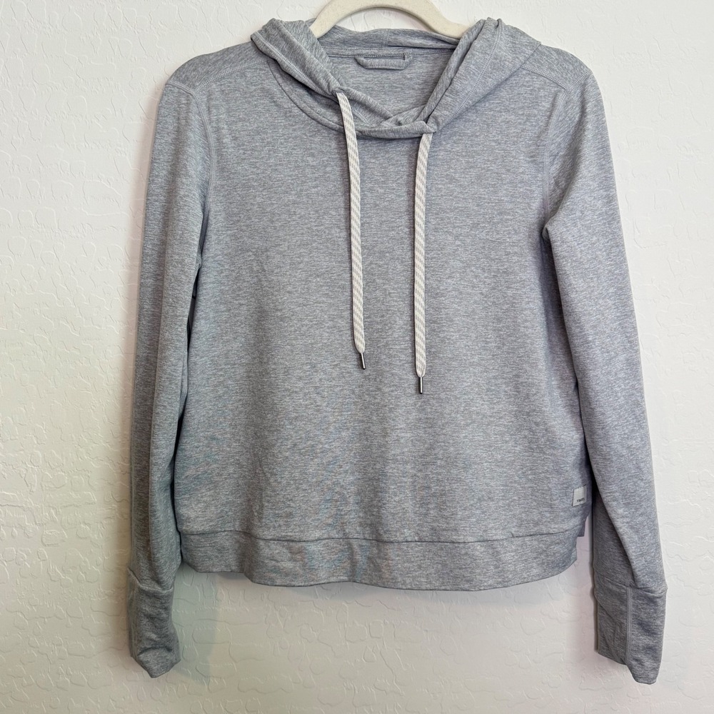 Vuori Women Halo Essential Hoodie S Gray Active Yoga Gym Loungwear Cropped